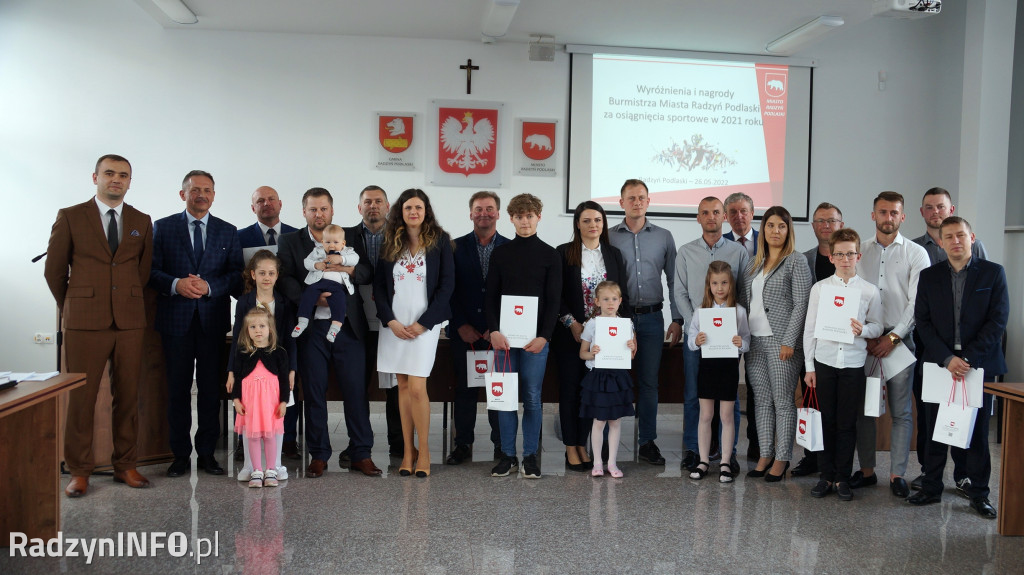 Sportowcy i trenerzy nagrodzeni na sesji RM
