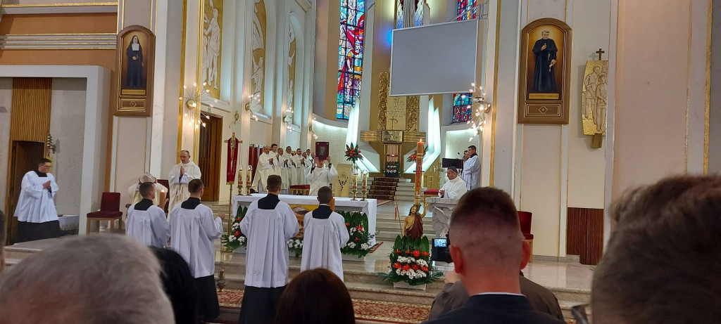 Przyjęcie święceń przez Pawła Janowskiego