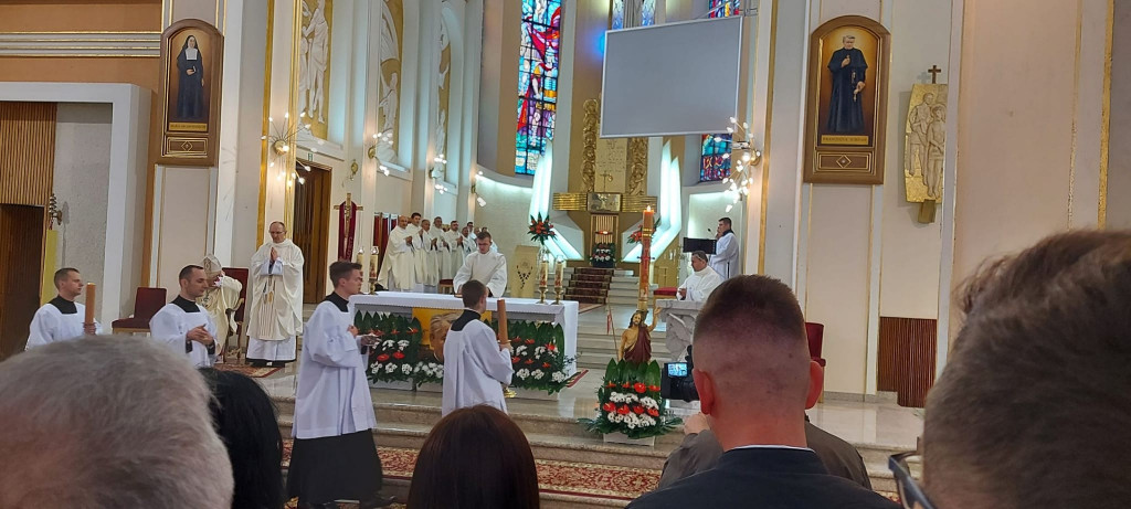 Przyjęcie święceń przez Pawła Janowskiego