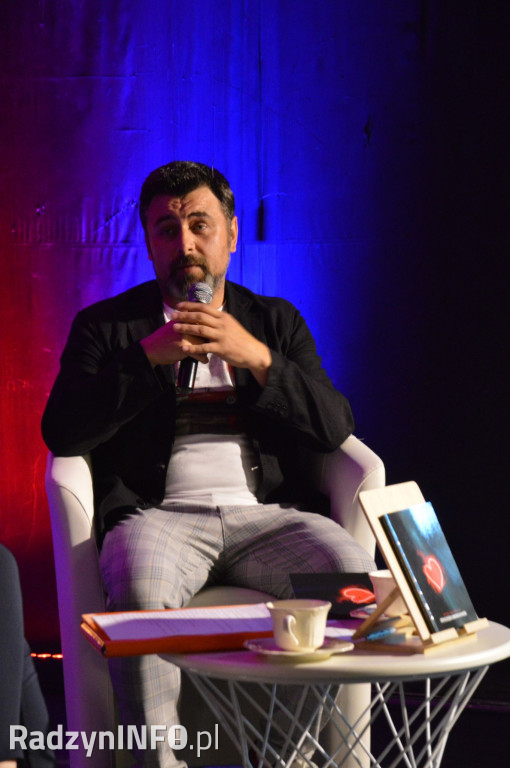 Promocja tomiku poezji Artura Ślusarczyka