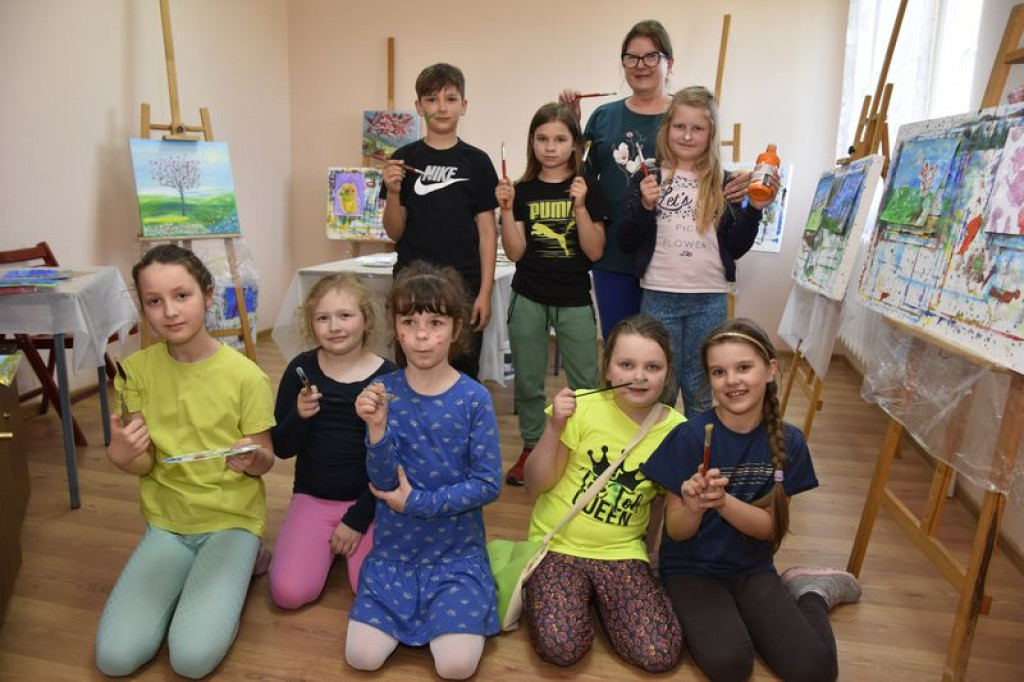Zajęcia plastyczne w GOK-u w Kąkolewnicy