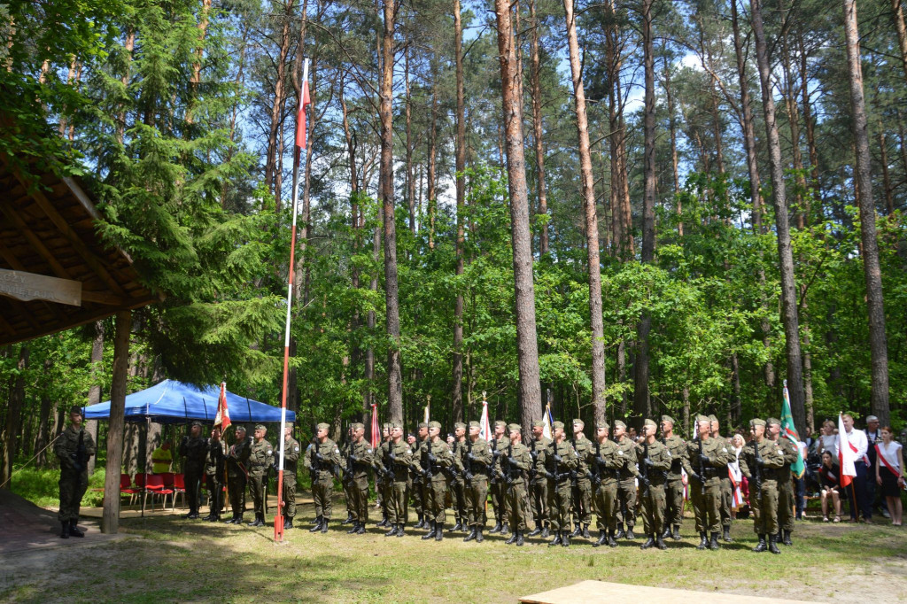 Uroczystości patriotyczne na uroczysku Baran