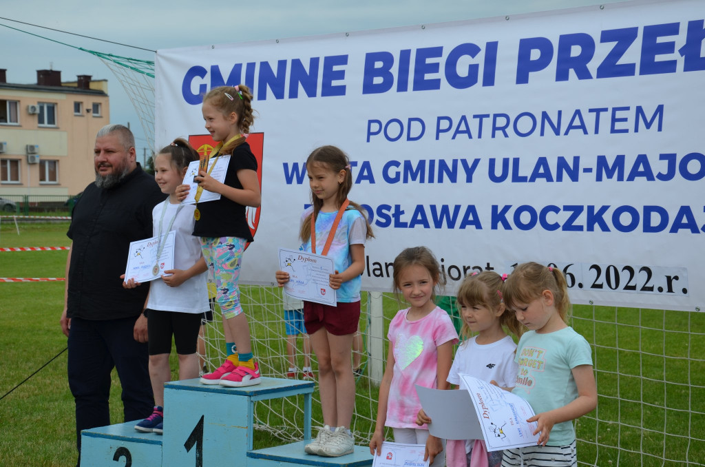 Gminne Biegi Przełajowe w Ulanie-Majoracie