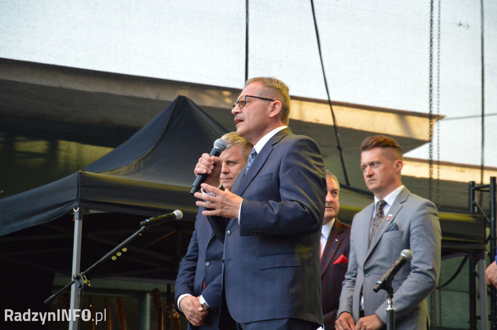 Kiermasz rękodzieła w Radzyniu i koncerty