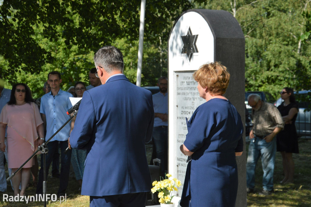 Uroczystość na cmentarzu żydowskim