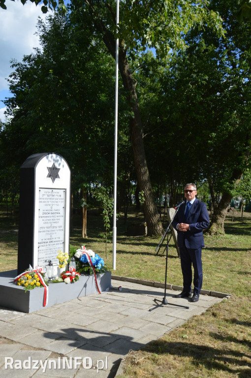 Uroczystość na cmentarzu żydowskim