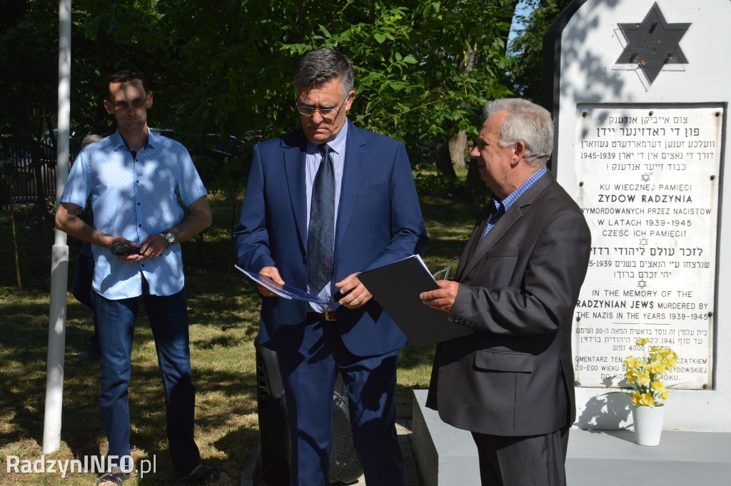 Uroczystość na cmentarzu żydowskim