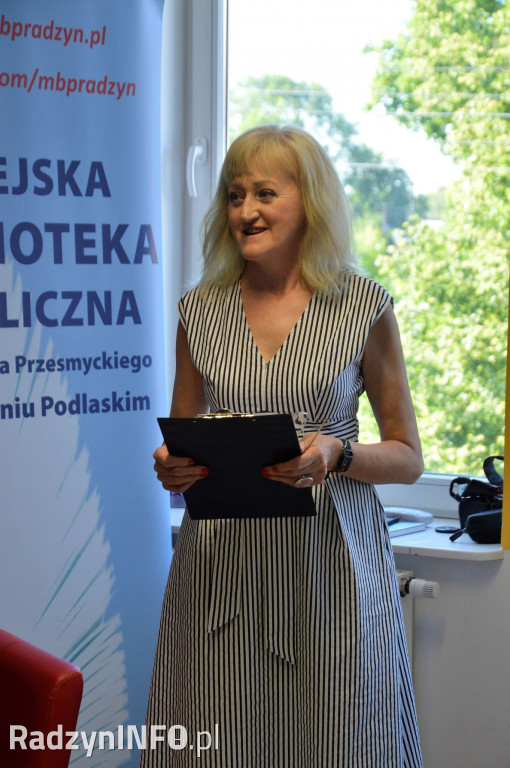 Promocja książki Dominiki Leszczyńskiej w MBP