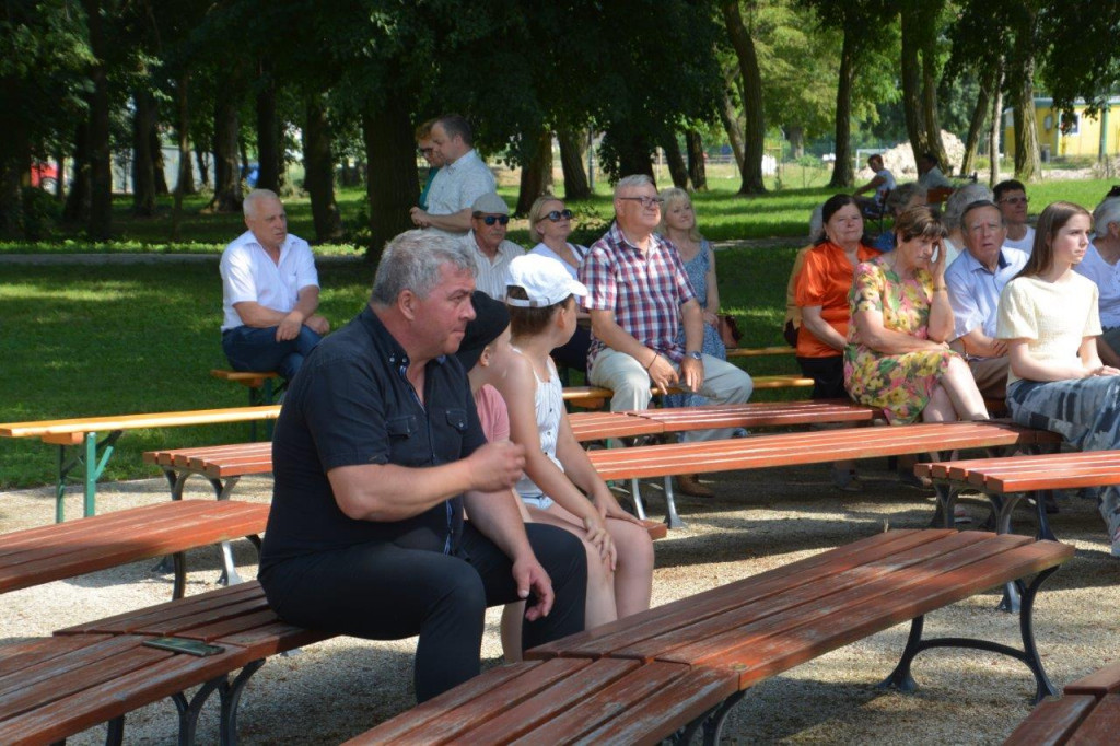 Koncert orkiestry Arti Sentemo w Żabikowie