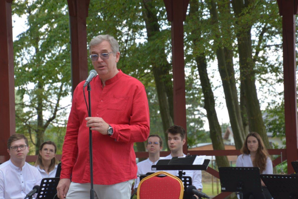 Koncert orkiestry Arti Sentemo w Żabikowie