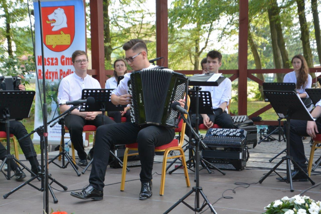 Koncert orkiestry Arti Sentemo w Żabikowie