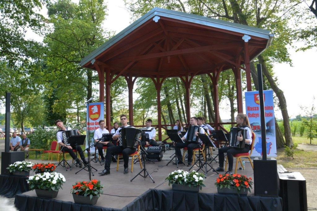 Koncert orkiestry Arti Sentemo w Żabikowie