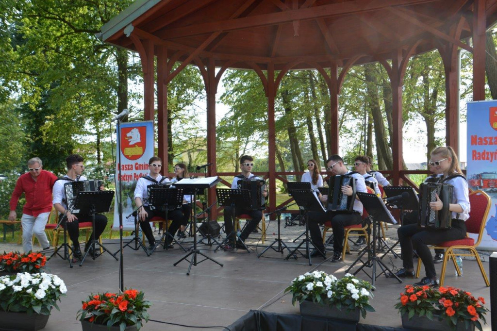Koncert orkiestry Arti Sentemo w Żabikowie