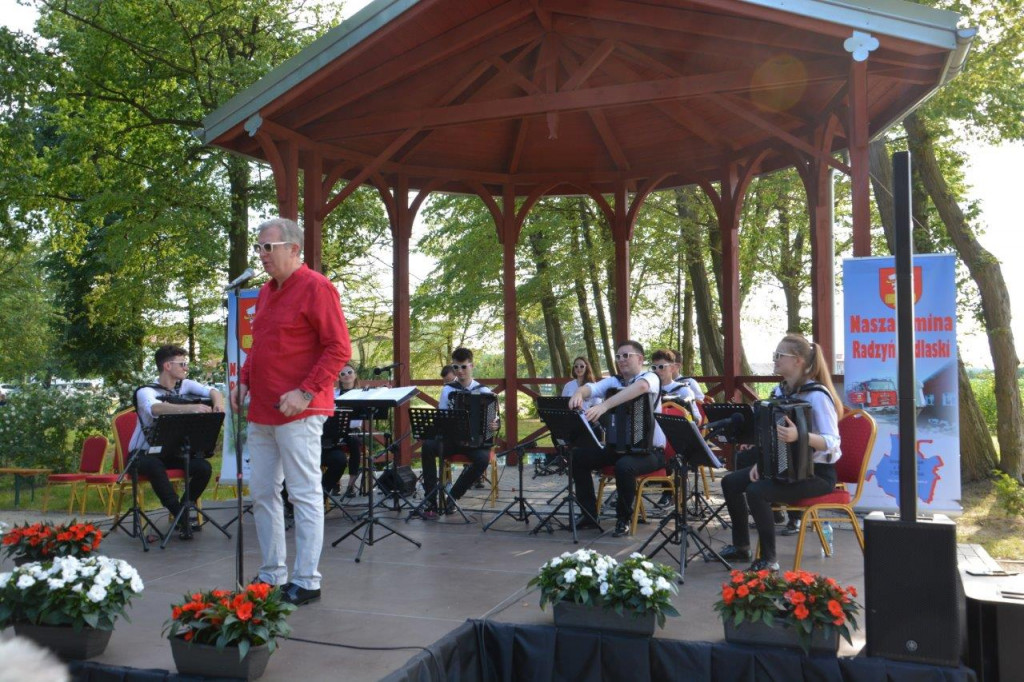 Koncert orkiestry Arti Sentemo w Żabikowie