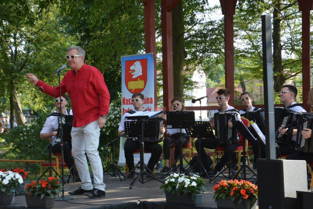 Koncert orkiestry Arti Sentemo w Żabikowie