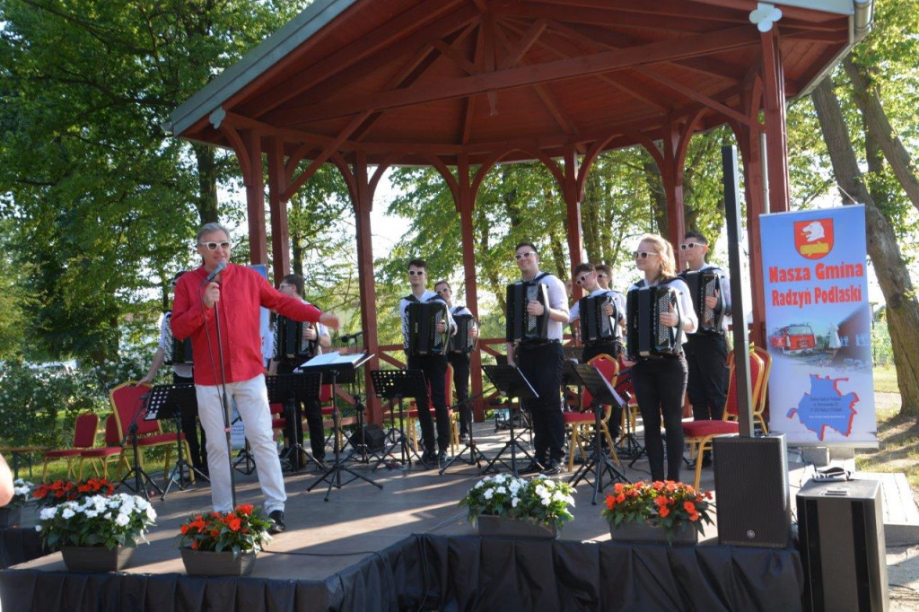Koncert orkiestry Arti Sentemo w Żabikowie