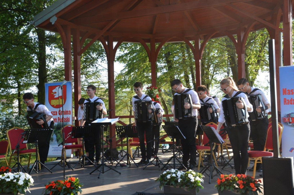 Koncert orkiestry Arti Sentemo w Żabikowie