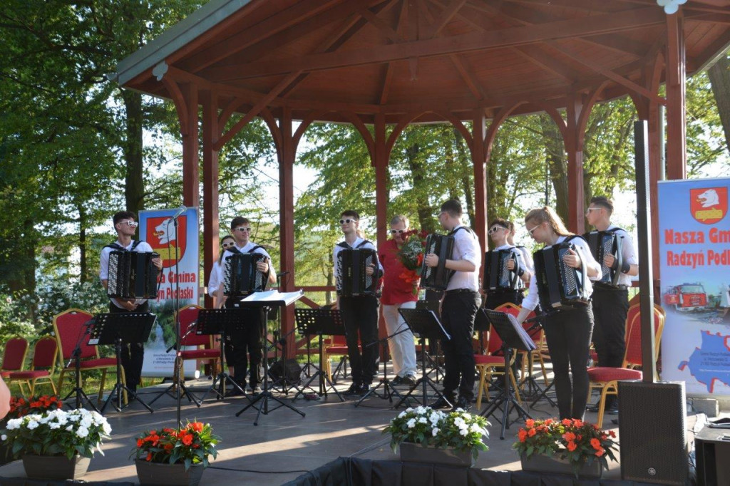 Koncert orkiestry Arti Sentemo w Żabikowie