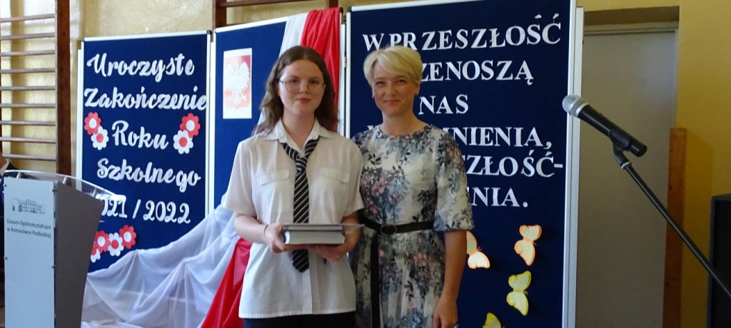 Zakończenie roku szkolnego w LO w Komarówce Podl.