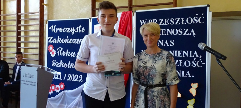 Zakończenie roku szkolnego w LO w Komarówce Podl.