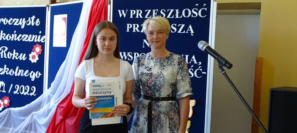 Zakończenie roku szkolnego w LO w Komarówce Podl.