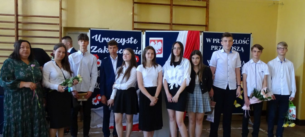 Zakończenie roku szkolnego w LO w Komarówce Podl.
