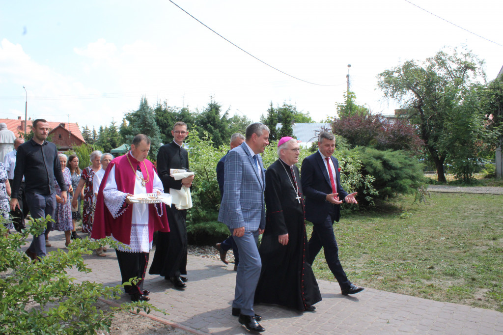 Otwarcie izby pamięci i klubu seniora w Komarówce