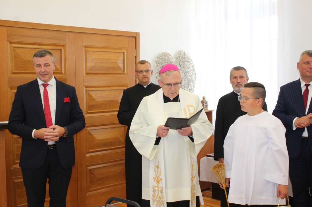 Otwarcie izby pamięci i klubu seniora w Komarówce