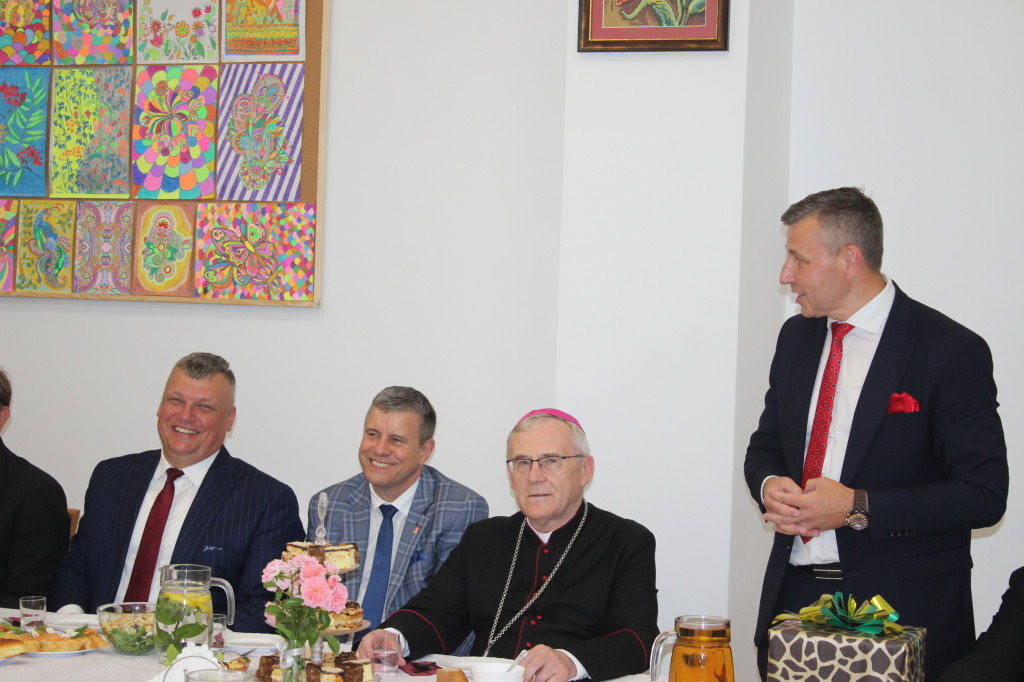 Otwarcie izby pamięci i klubu seniora w Komarówce