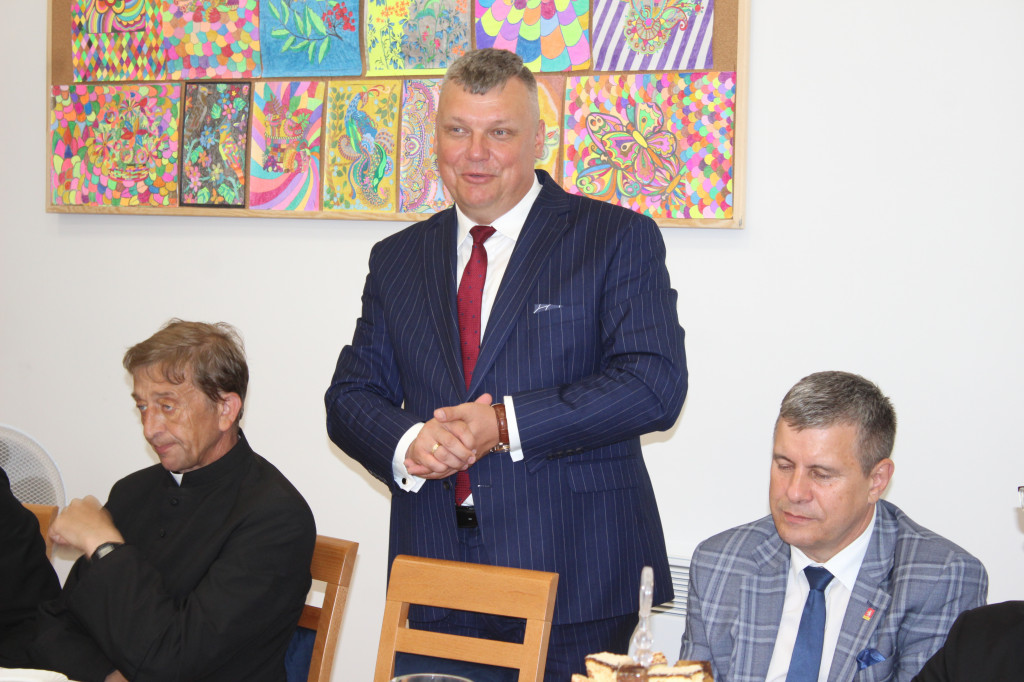 Otwarcie izby pamięci i klubu seniora w Komarówce