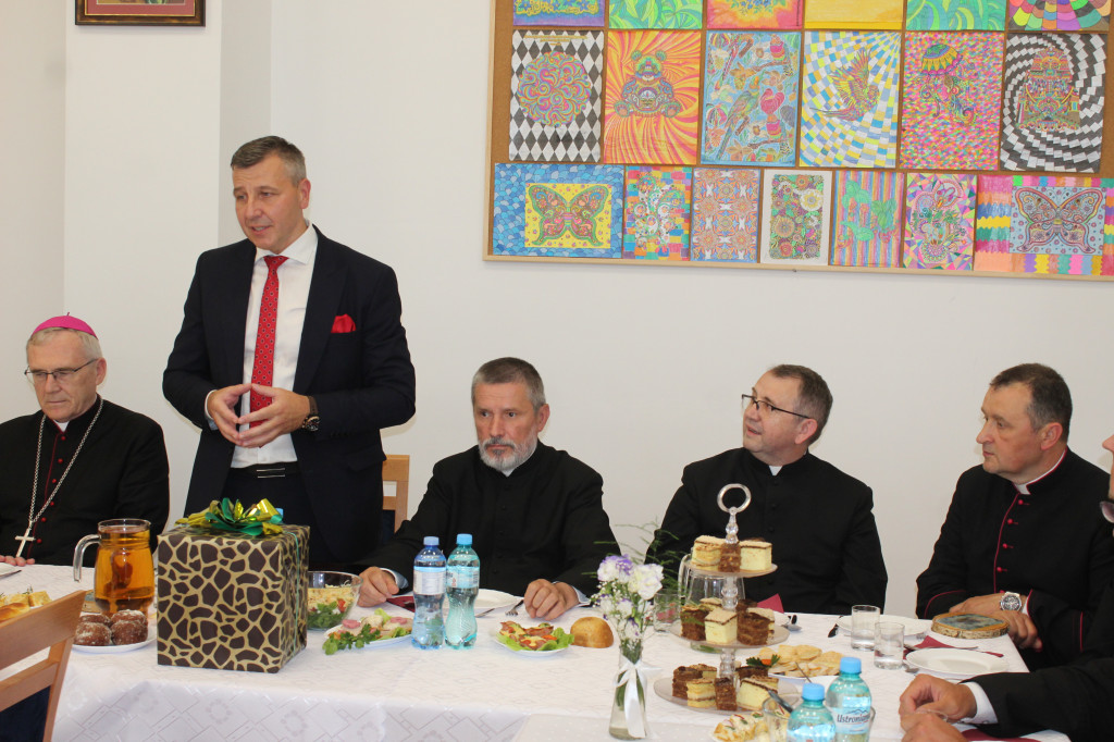 Otwarcie izby pamięci i klubu seniora w Komarówce