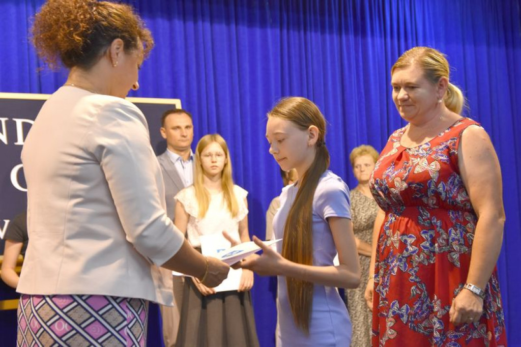 Uroczystość przyznania stypendiów w Kąkolewnicy