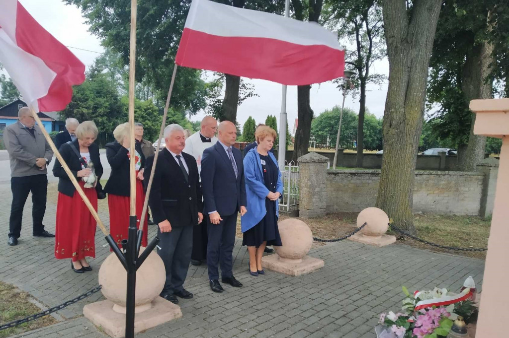 Dzień Walki i Męczeństwa Wsi Polskiej w Ostrówkach