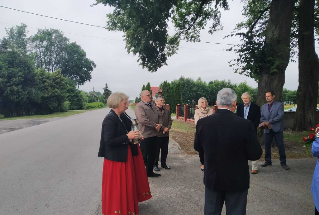 Dzień Walki i Męczeństwa Wsi Polskiej w Ostrówkach