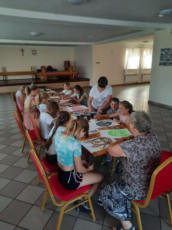 Warsztaty plastyczne w Paszkach Dużych