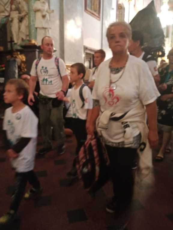 Uczestnicy pieszej pielgrzymki już na Jasnej Górze