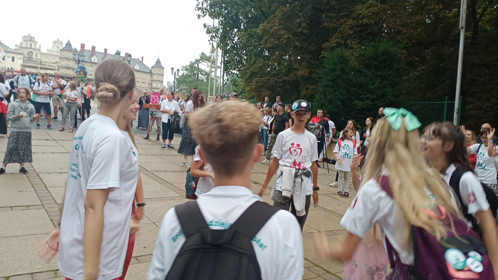 Uczestnicy pieszej pielgrzymki już na Jasnej Górze