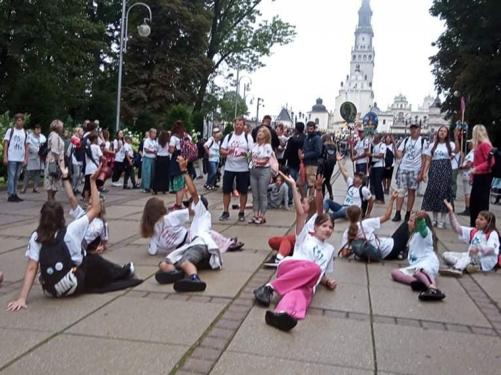 Uczestnicy pieszej pielgrzymki już na Jasnej Górze