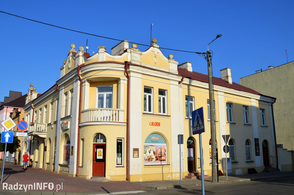 Dom spółdzielczy w Radzyniu
