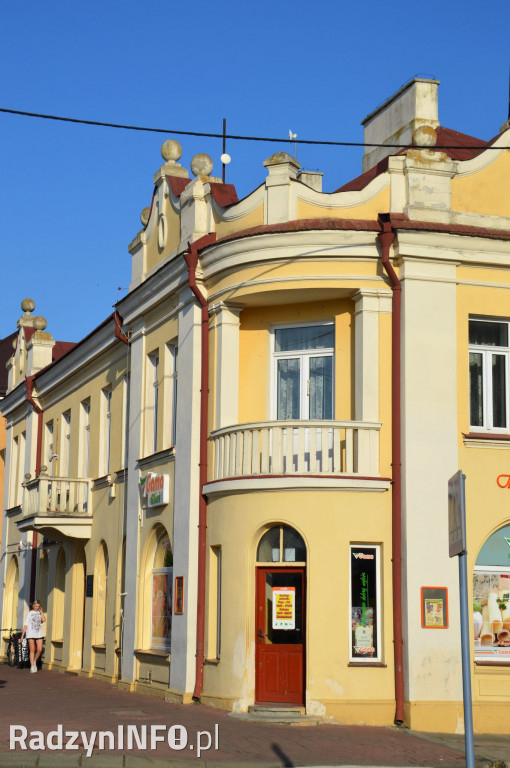 Dom spółdzielczy w Radzyniu