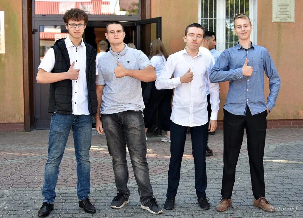 Początek roku szkolnego w I LO w Radzyniu