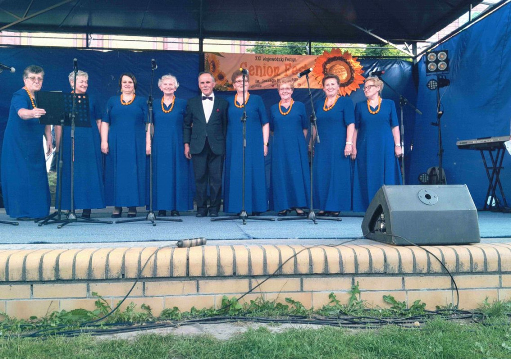 Zespół Wrzos z Kąkolewnicy na festiwalu w Kraśniku