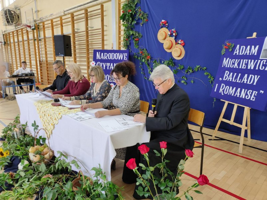 Narodowe Czytanie 2022 w GBP i w ZO w Kąkolewnicy