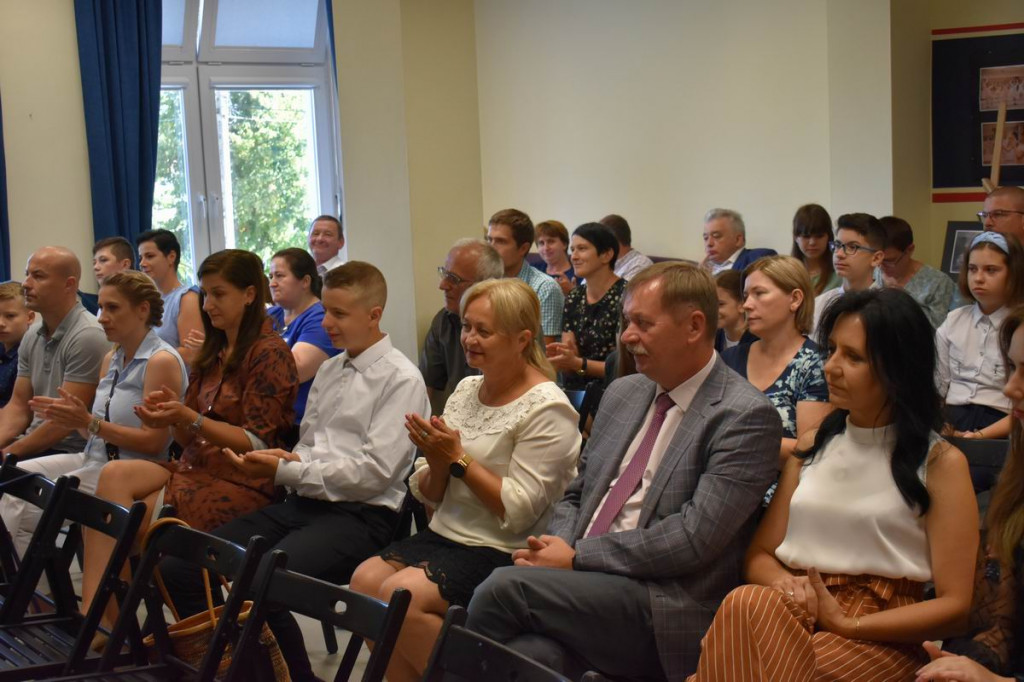 Przyznanie stypendiów uczniom z gminy Wohyń
