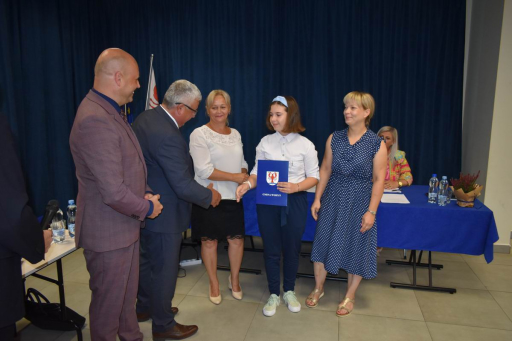 Przyznanie stypendiów uczniom z gminy Wohyń