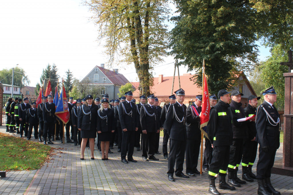 Nowa remiza i nowy pojazd OSP w Wólce Komarowskiej