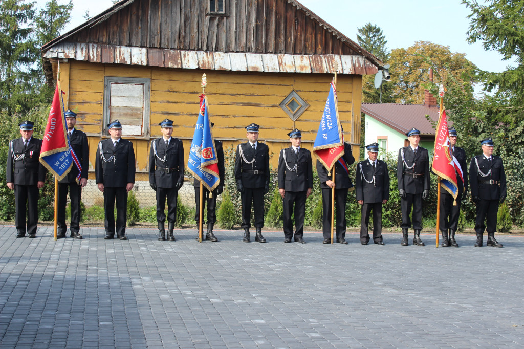 Nowa remiza i nowy pojazd OSP w Wólce Komarowskiej