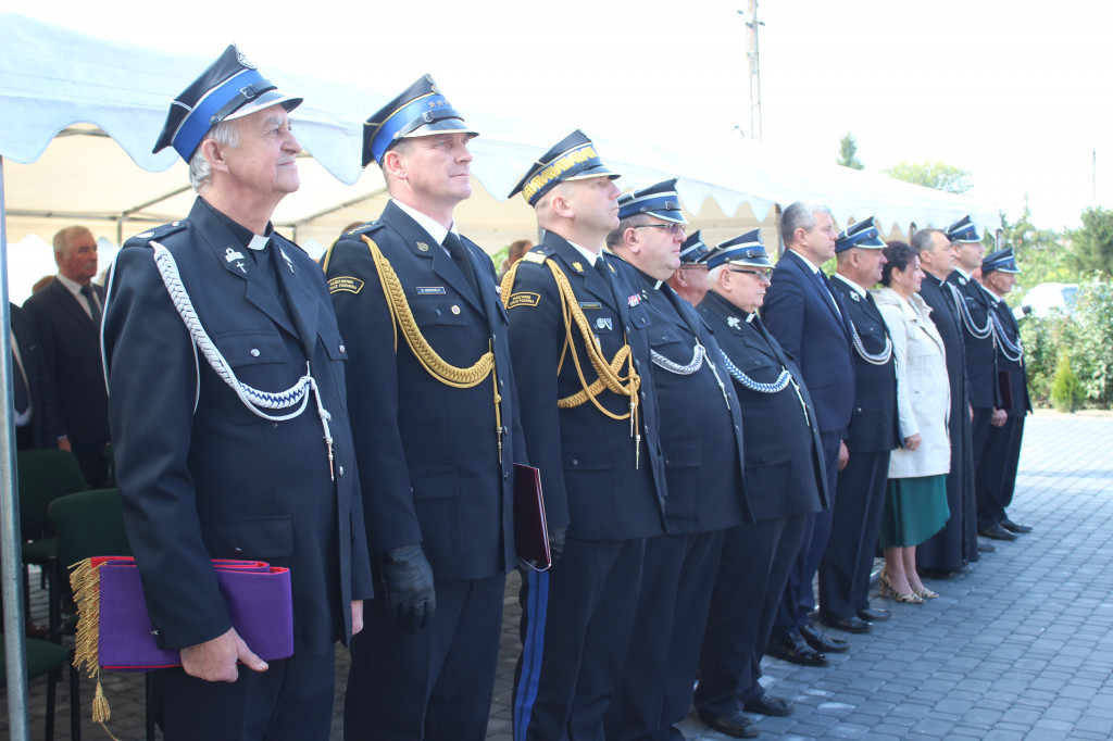 Nowa remiza i nowy pojazd OSP w Wólce Komarowskiej