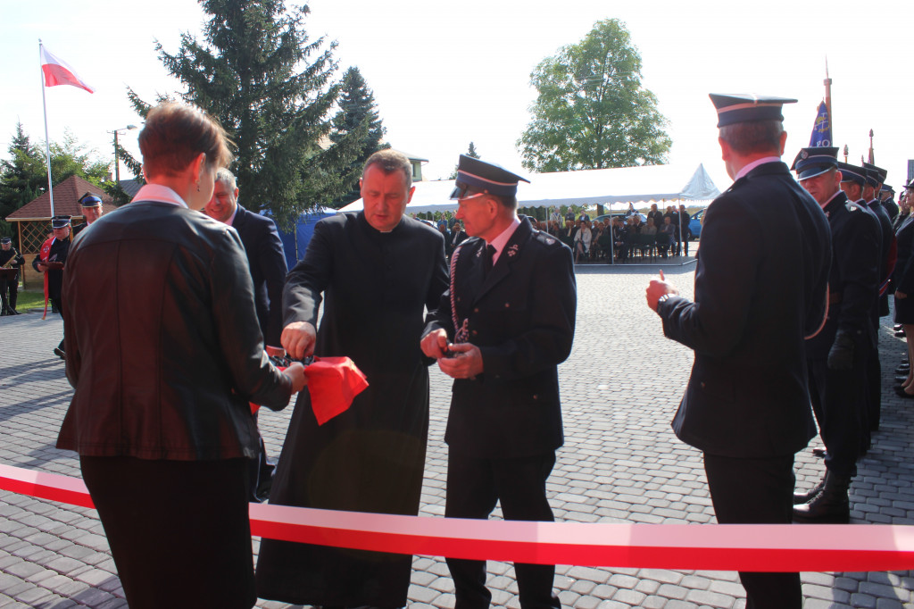 Nowa remiza i nowy pojazd OSP w Wólce Komarowskiej