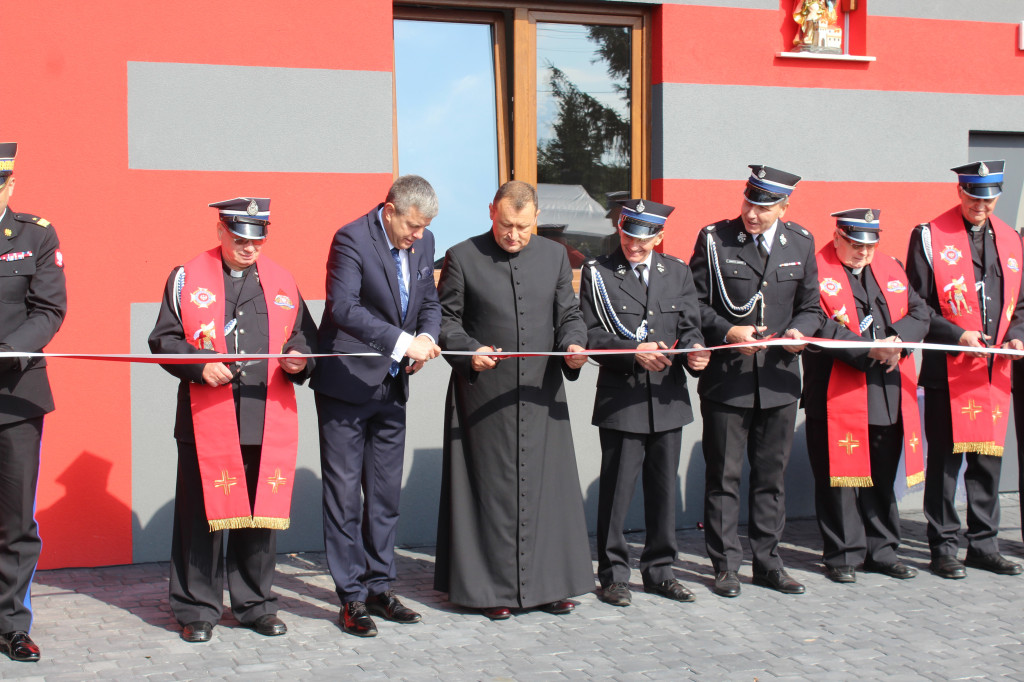 Nowa remiza i nowy pojazd OSP w Wólce Komarowskiej